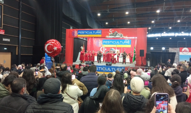 Bursa Mehter Takımı Fransa'ya damga vurdu