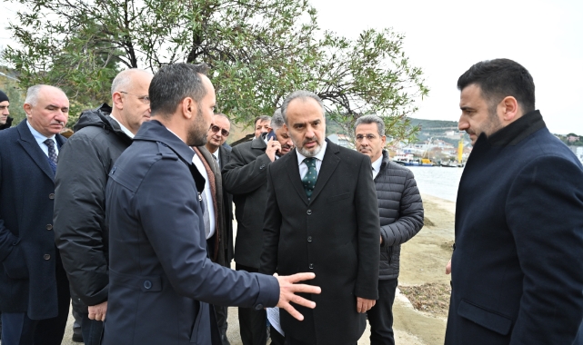 Bursa sahillerinde fırtına mesaisi