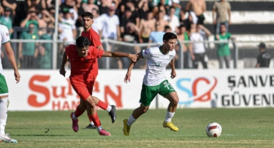 Bursasporlu futbolcu Mustafa Genç 2 maç ceza aldı