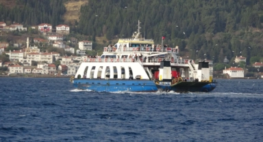 Çanakkale'de yarınki feribot seferleri iptal