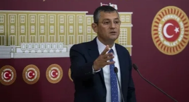CHP lideri Özgür Özel'den ilk grup toplantısı