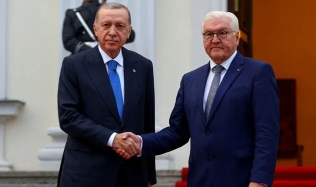 Cumhurbaşkanı Erdoğan: "Borcu olanlar rahat konuşamıyor"