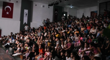Didimli çocuklar, ‘Sinema Günleri’nin keyfini çıkarıyor