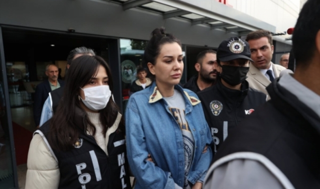 Dilan Polat'tan vergi itirafı: İhmal etmiş olabiliriz