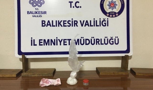 Durdurulan araçtan uyuşturucu çıktı