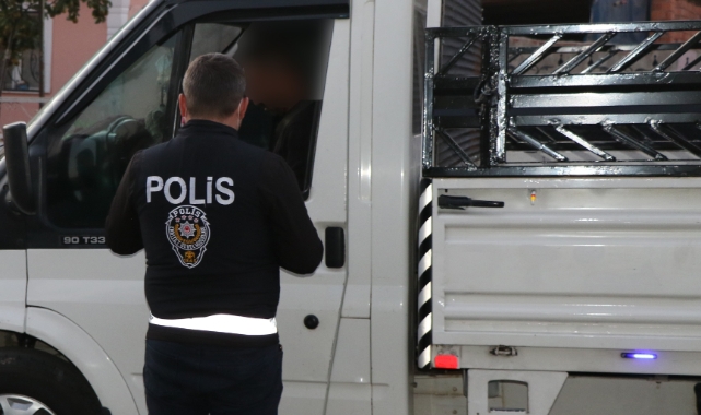 Erzincan'da 77 düzensiz göçmen ve 34 şüpheli yakalandı