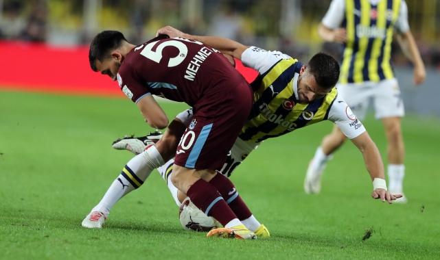 Fenerbahçe evinde Trabzonspor'a mağlup oldu