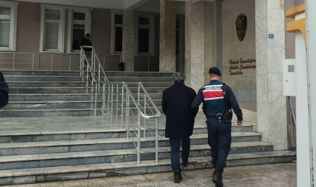 FETÖ'den aranan ihraç hakim tutuklandı