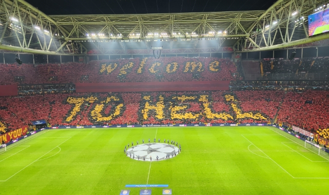 Galatasaray taraftarından 'Welcome to hell' koreografisi