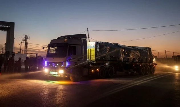 Gazze'de 49 gün sonra ilk kez kuzeye yardım malzemesi ulaştı