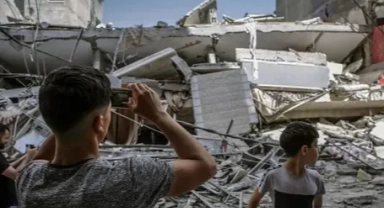 Gazze'de can kaybı 8 bin 796'ya yükseldi