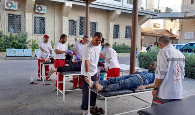 Gazze'de yakıt izni, insani yardıma nefes aldıracak