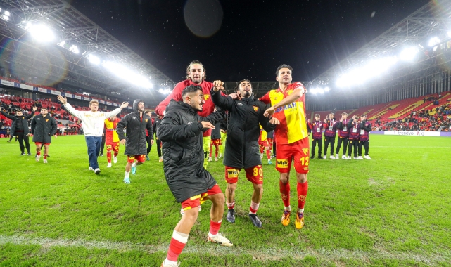 Göz-Göz'de Stoilov, ilk sınavını verdi