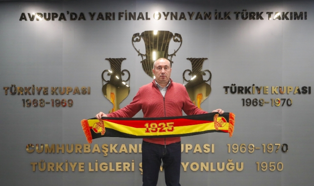 Göztepe'de Stanimir Stoilov dönemi resmen başladı