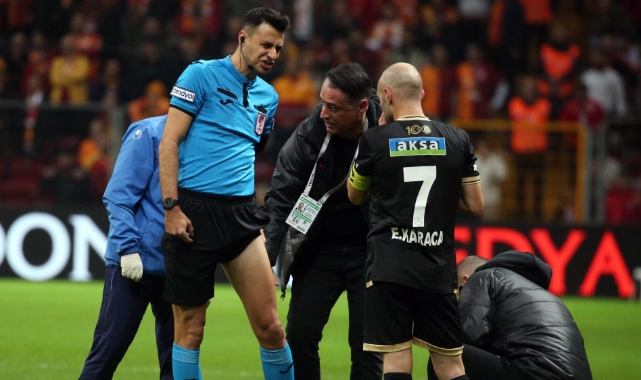 Hakem Ali Şansalan maça devam edemedi