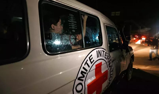 Hamas 2 Rus rehineyi serbest bıraktı