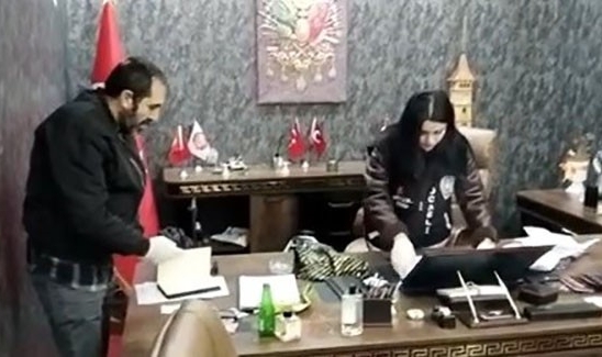 Hayali şirket vurgunu polise takıldı