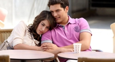Hazal Kaya: Çağatay Ulusoy’la yeniden oynamayı çok isterim