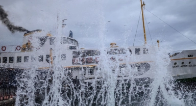 İstanbul'da bazı vapur seferleri iptal edildi