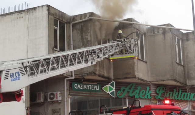 İstanbul'da depo yangını