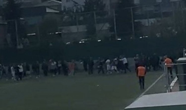 İstanbul'da futbolculara silahlı saldırı