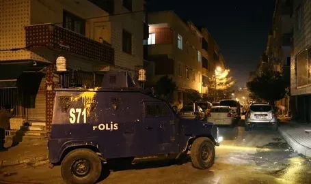 İstanbul'da terör örgütü DHKP-C’ye operasyon: 23 gözaltı