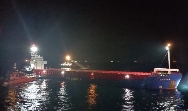 İtalya'ya giden kargo gemisi İstanbul Boğazı’nda arızalandı