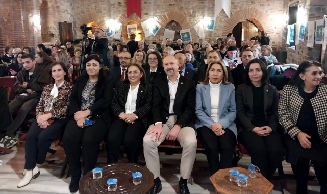 İYİ Parti Bursa'dan 'Kadına Şiddete Hayır' paneli