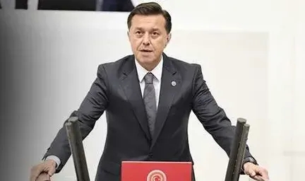 İYİ Parti 'de bir ayrılık daha