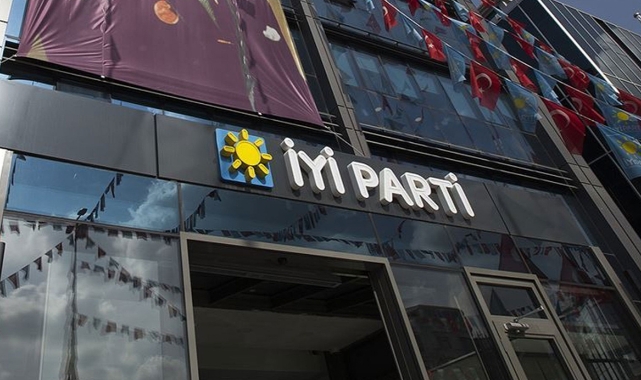 İYİ Parti'de istifa üstüne istifa!