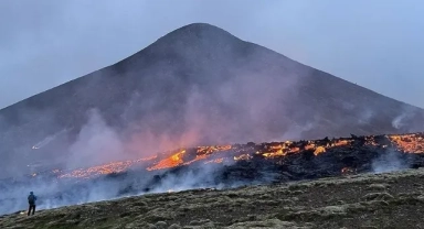 İzlanda'da volkan alarmı! OHAL ilan edildi