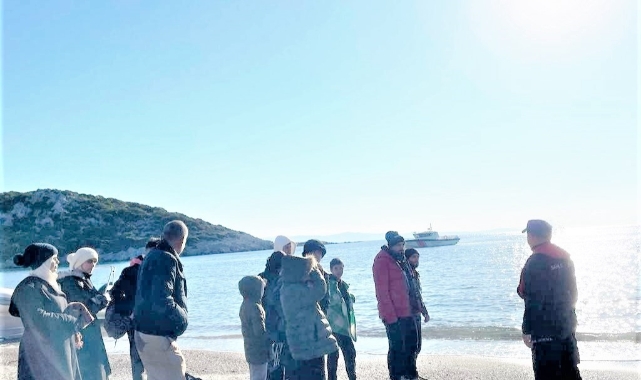 İzmir'de 37 düzensiz göçmen kurtarıldı