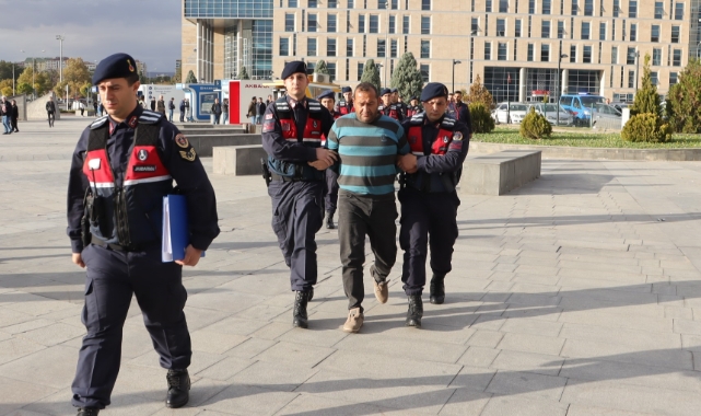 Jandarma ekipleri dedektif gibi iz sürdü, cinayet zanlısını yakaladı