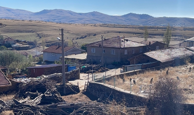 Karbonmonoksit gazından zehirlendiler: 2 ölü