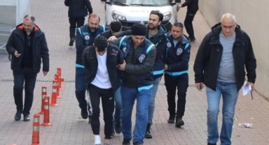 Silahlı kavgada 2 kardeş öldürüldü!