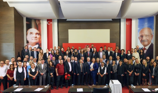 Kılıçdaroğlu'ndan parti merkezinde duygusal veda!