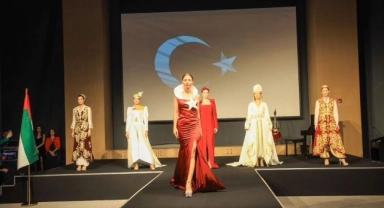 Kırklareli'nde hazırlanan geleneksel kadın kıyafeti Dubai'de sergilendi