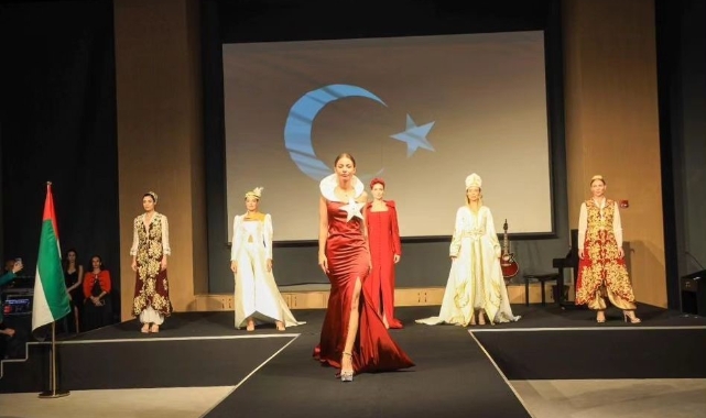 Kırklareli'nde hazırlanan geleneksel kadın kıyafeti Dubai'de sergilendi