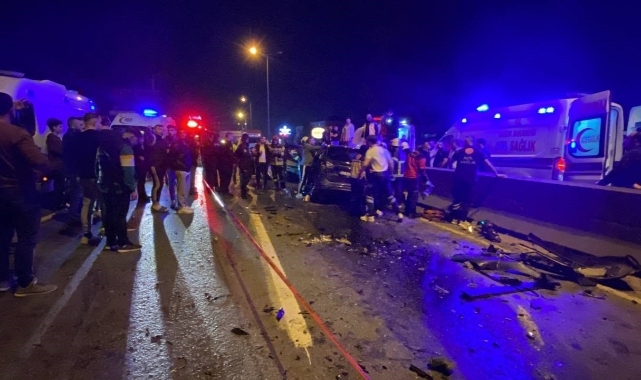 Kocaeli'de feci kaza: 2 ölü, 7 yaralı