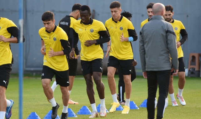 Manisa FK Eyüpspor hazırlıklarına devam ediyor