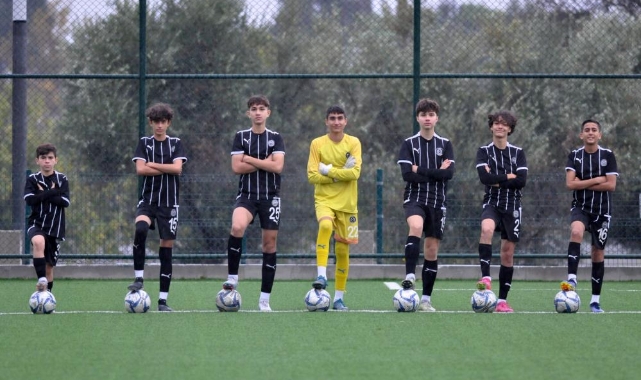 Manisa FK'lı genç futbolculara milli davet