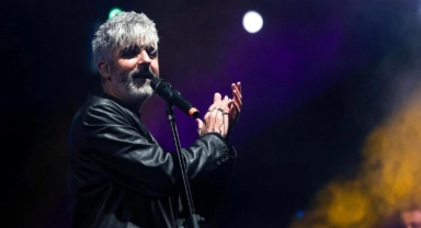 Manuş Baba Ula’da vatandaşları coşturdu