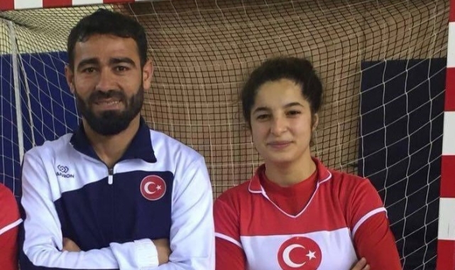 Milli Hokeyci Özmen Muğla’ya transfer oldu