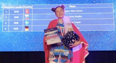 Milli sporcu Mina, Polonya'da şov yaptı!