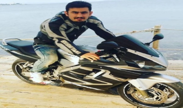 Minibüs ile motosiklet çarpıştı!