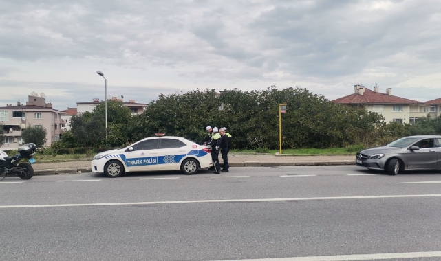 Mudanya’da hız yapan sürücülere ceza yazıldı