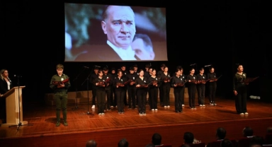 Mustafa Kemal Atatürk, vefatının 85'inci yılında Tuzla'da anıldı