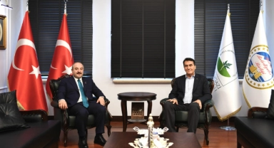 Mustafa Varank, Osmangazi Meydanı'nı inceledi