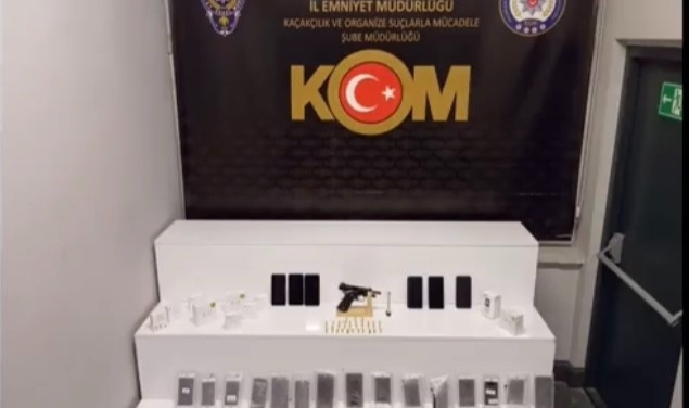 Narkogüç operasyonunda çok sayıda makaron ele geçirildi