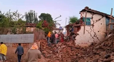 Nepal’de 6.4 büyüklüğünde deprem: 128 ölü
